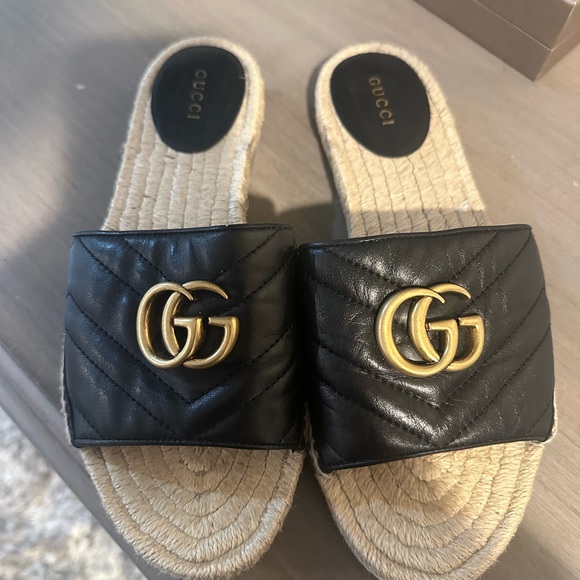 Gucci Black Leather Slide Sandals - Picture 1 of 6